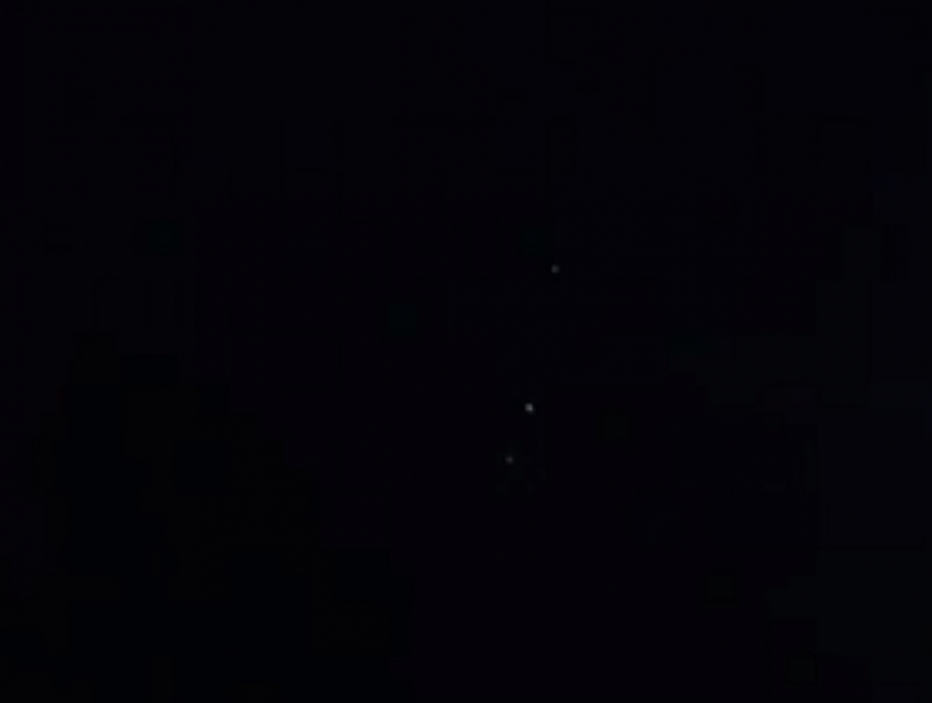 Удивившее ростовчан мерцающее НЛО в небе над Чкаловским попало на видео