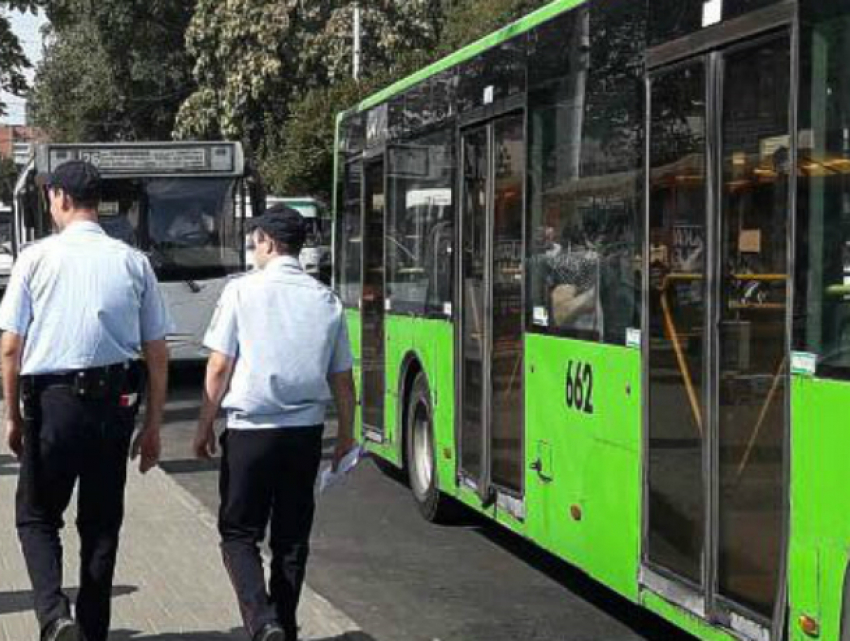 Еще двадцать автобусов малой вместимости с кондиционером и шрифтом Брайля закупят для нужд ростовского транспорта