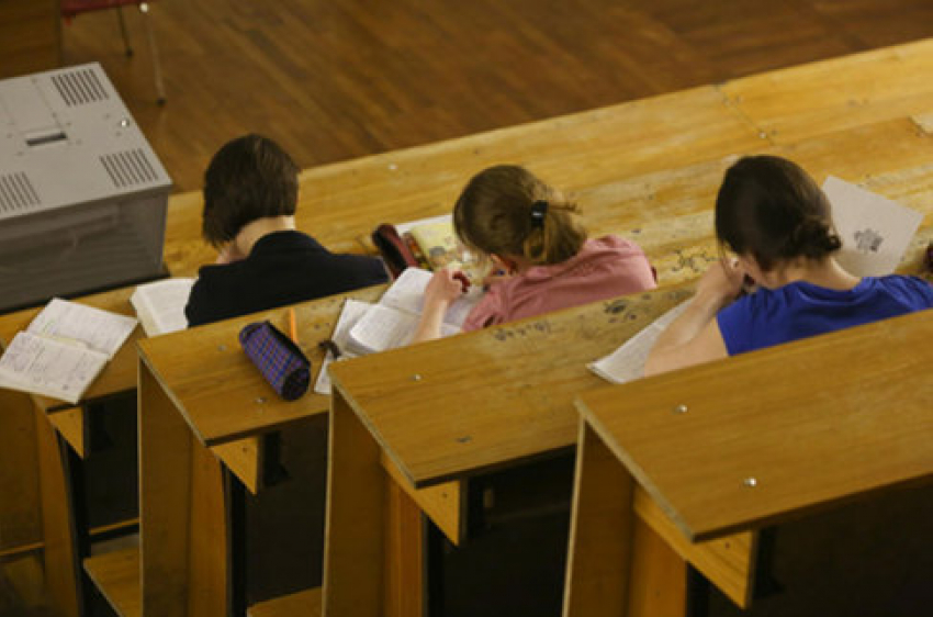 В черный список Рособрнадзора попали два ростовских ВУЗа