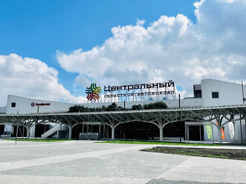 В ЛНР ограничили движение пассажирского транспорта по трассе через Ростовскую область