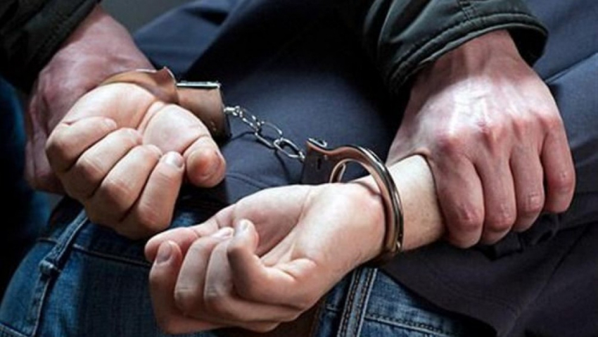 В Ростовской области полицейские задержали троих мужчин, промышлявших наркоторговлей