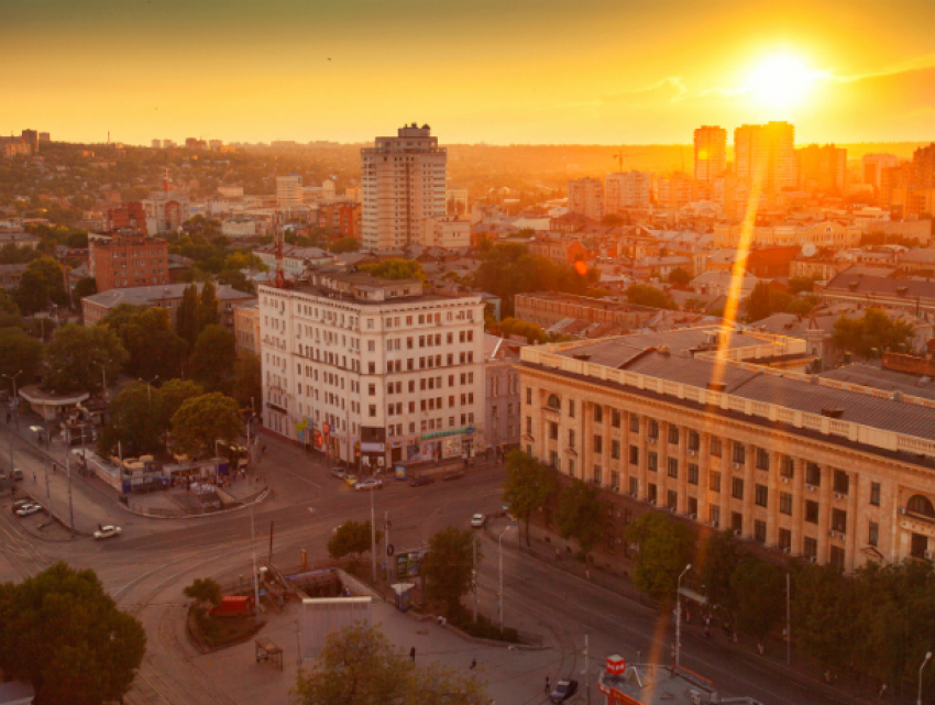 Солнечное и ясное начало рабочей недели предвещают синоптики жителям Ростова