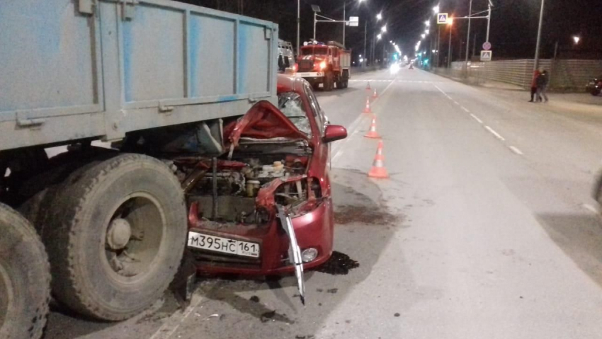 В Ростовской области 23-летняя пассажирка «Шевроле» погибла в аварии