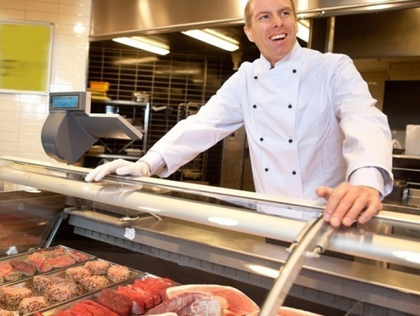 На антрекоты и стейки для футболистов клуб «Ростов» решил потратить 2,6 миллиона рублей 