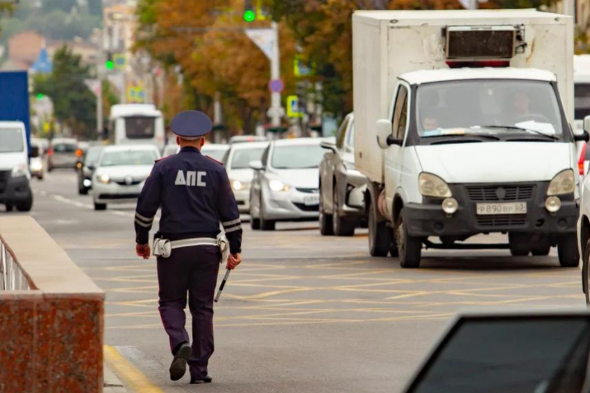 Сотрудники ГИБДД нашли ростовского лихача по соцсетям