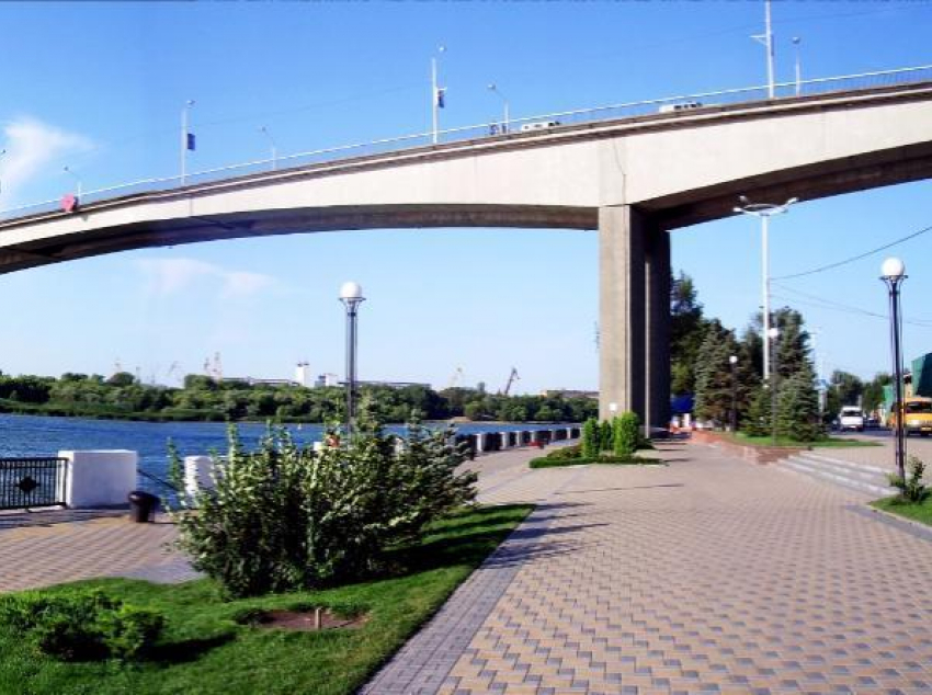 Монтаж пролёта Ворошиловского моста начинают в Ростове 