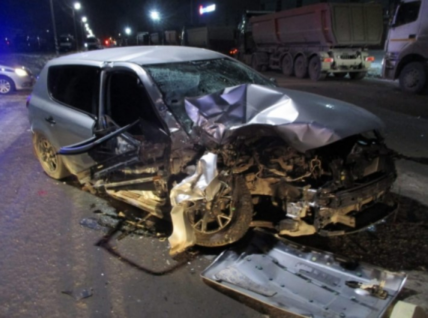 В Таганроге сотрудник ДПС устроил аварию, в которой погибла его девушка