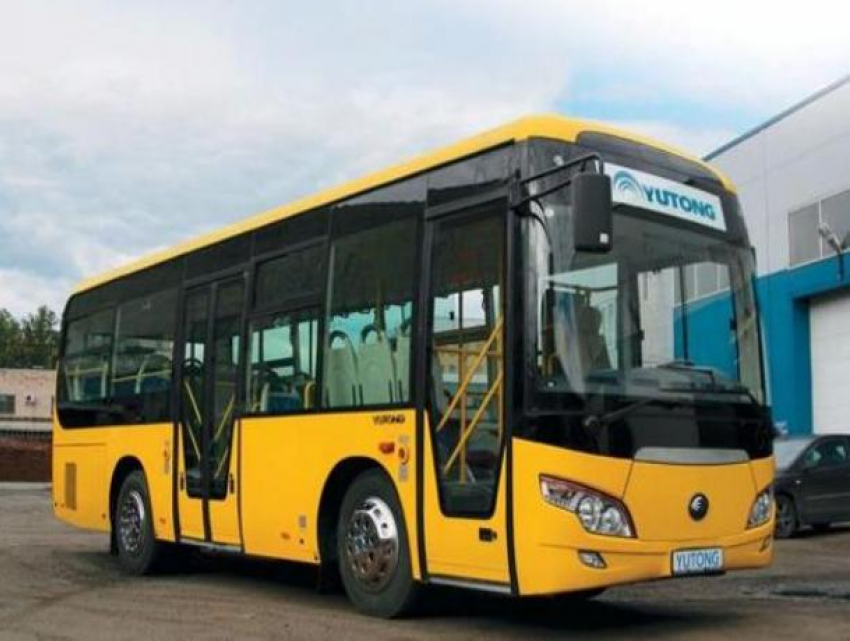 Заменить грязные маршрутки автобусами с кондиционерами потребовали жители Ростова