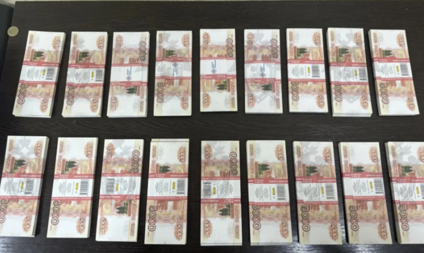 Лже-сотрудников банков и силовиков осудили за аферу на 8 млн рублей в Ростовской области