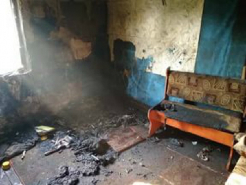 Мужчина сгорел заживо в своем доме во время «праздничного» пожара в Ростовской области