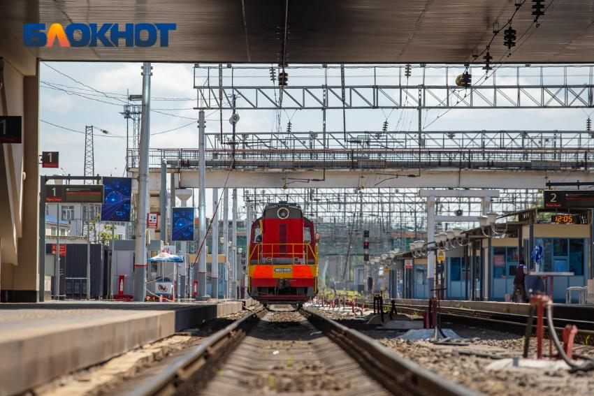 После атаки дронов на Ростовскую область более 50 поездов задержали