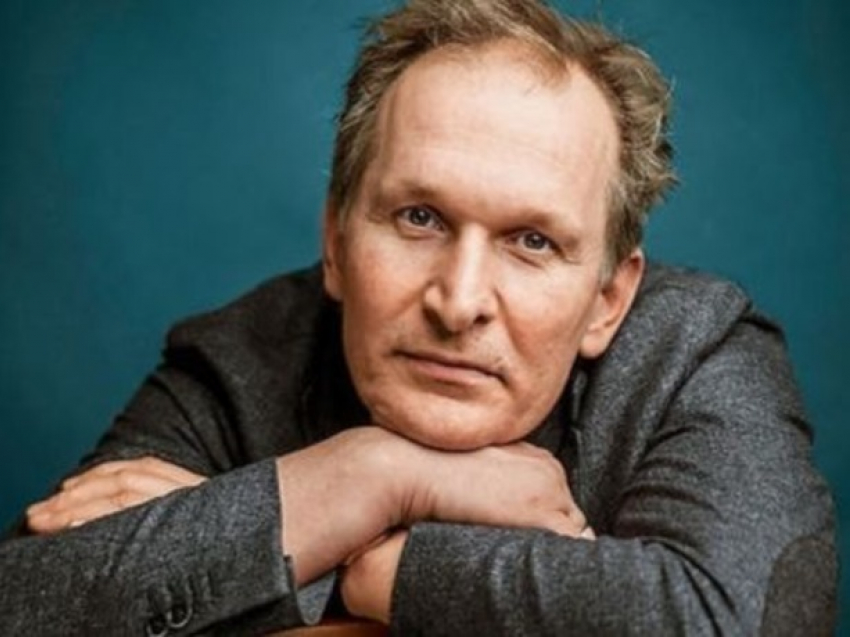 Известного донского актера Федора Добронравова экстренно госпитализировали 