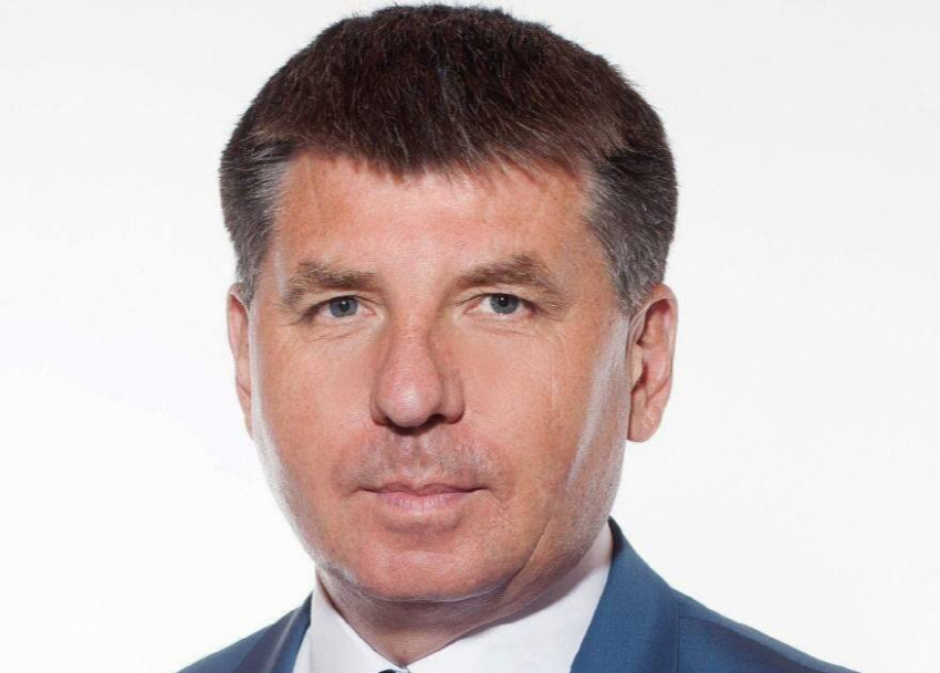 Глава Семикаракорска Черненко покинул свой пост