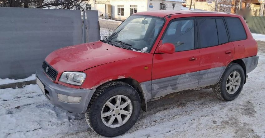 Дончанин попытался сжечь машину нового возлюбленного своей бывшей