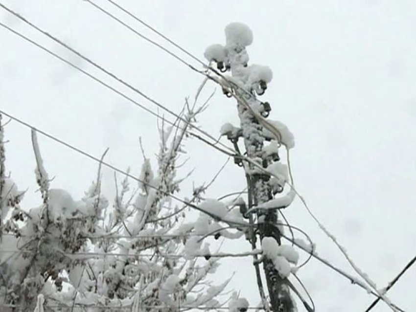 В Ростове объявлено экстренное предупреждение из-за мокрого снега