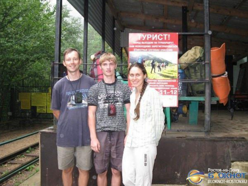 Ростовчане приняли в семью 17-летнего детдомовца после похода в горы со священником