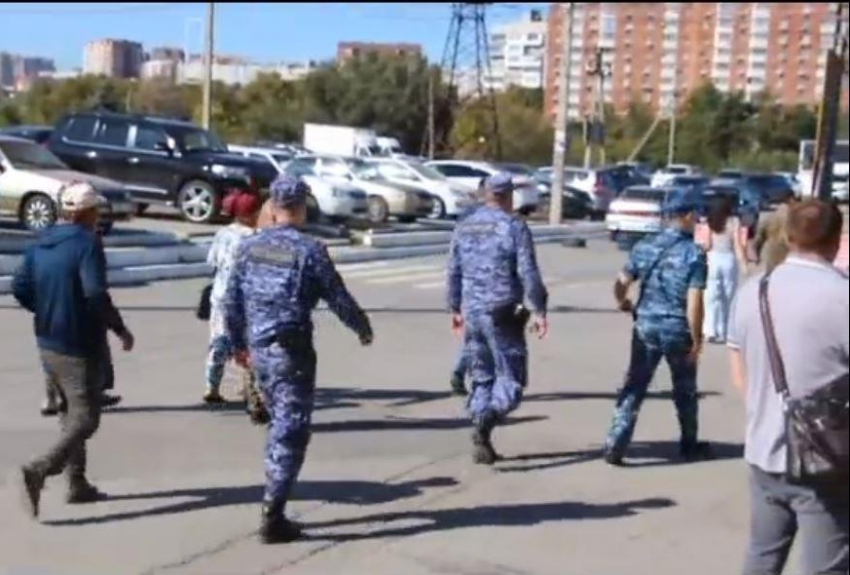 Нелегалов и уклонистов нашли в ходе рейда на Темернике в Ростове