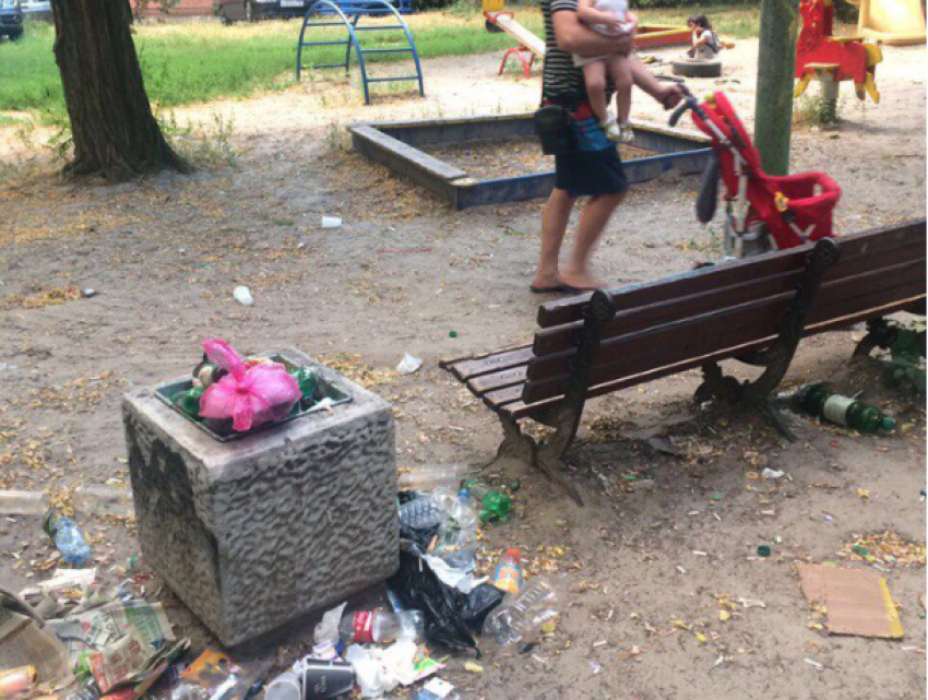 Разгульные соседи терроризируют весь дом в центре Ростова