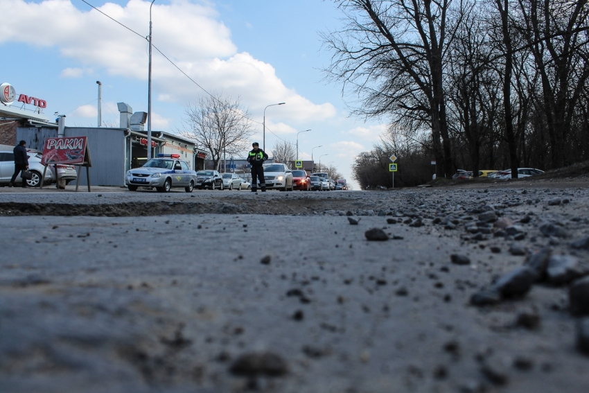 На хорошие дороги в Ростовской области не хватает денег