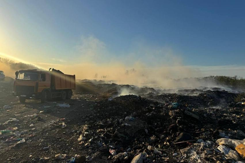 Полигон отходов тлеет под Зерноградом