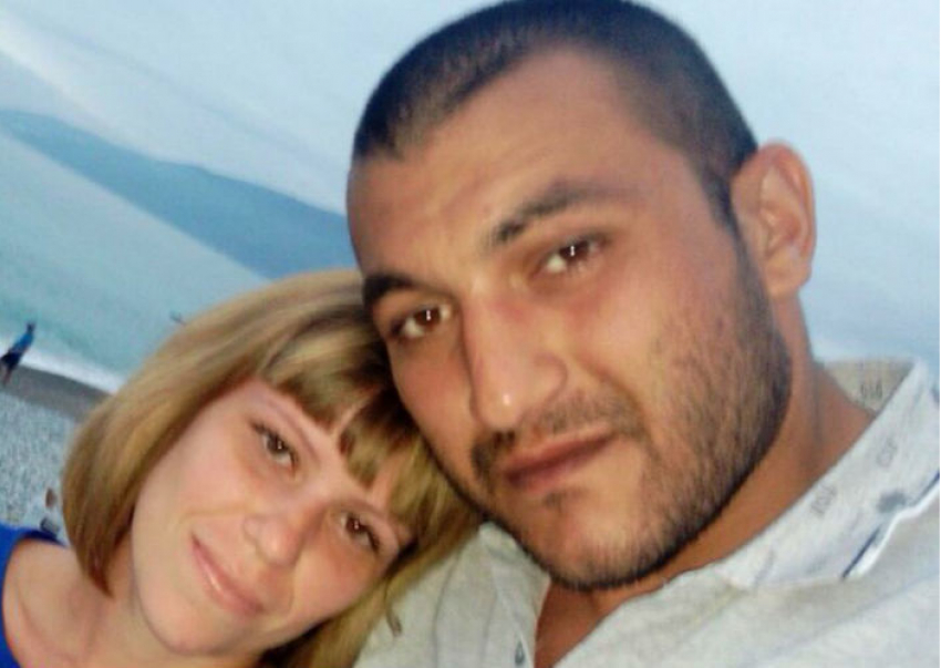 150 человек помирили влюбленного ростовчанина с девушкой