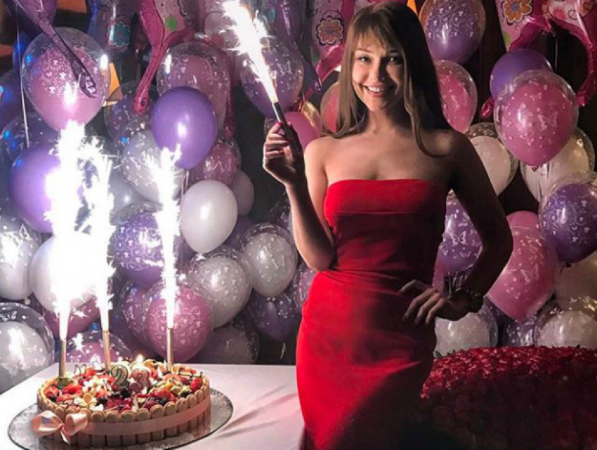 Видео салюта с дня рождения звезды Playboy из Ростова восхитило поклонников