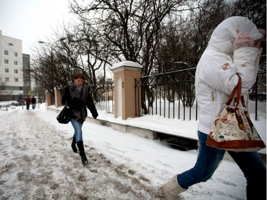 Мороз, пронизывающий ветер и очень высокое давление ужаснут жителей Ростова
