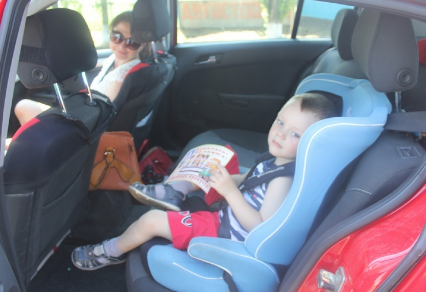 В Ростовской области продолжается месячник ГИБДД «Пристегнись!» 