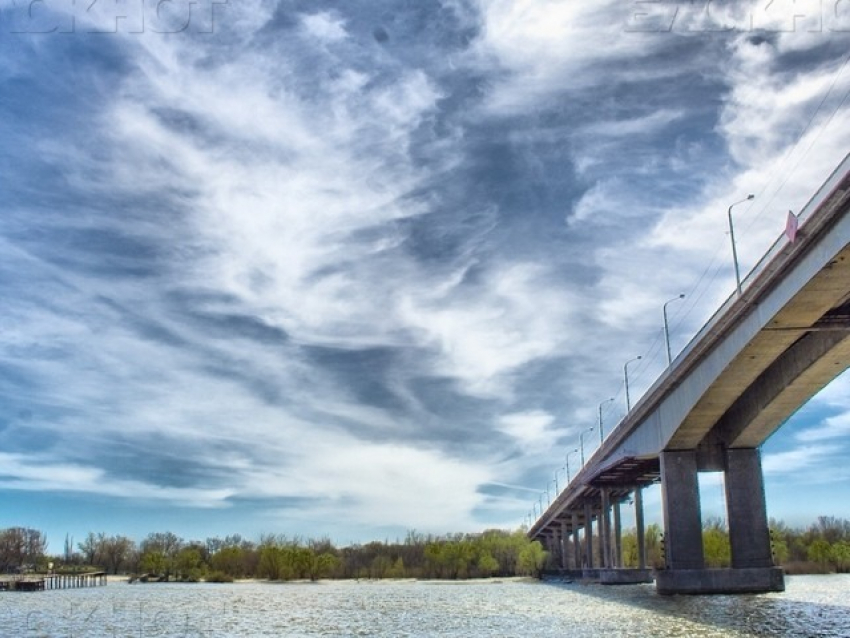 Пешеходное движение по Ворошиловскому мосту в Ростове планируется открыть в октябре