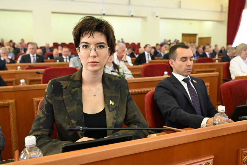 С брата депутата ЗС РО Анны Касьяненко, пытавшегося отжать у нее бизнес, взыщут 12 млн рублей