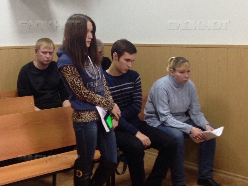 Студентов, осквернивших могилу старушки в Новочеркасске, приговорили к реальным срокам