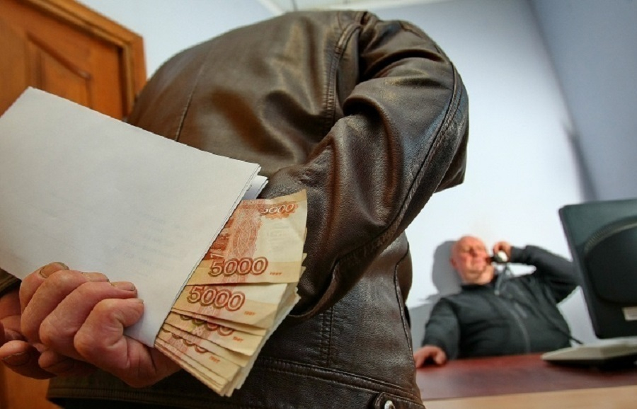 В Таганроге депутаты обязали чиновников сообщать о коррупционной заинтересованности
