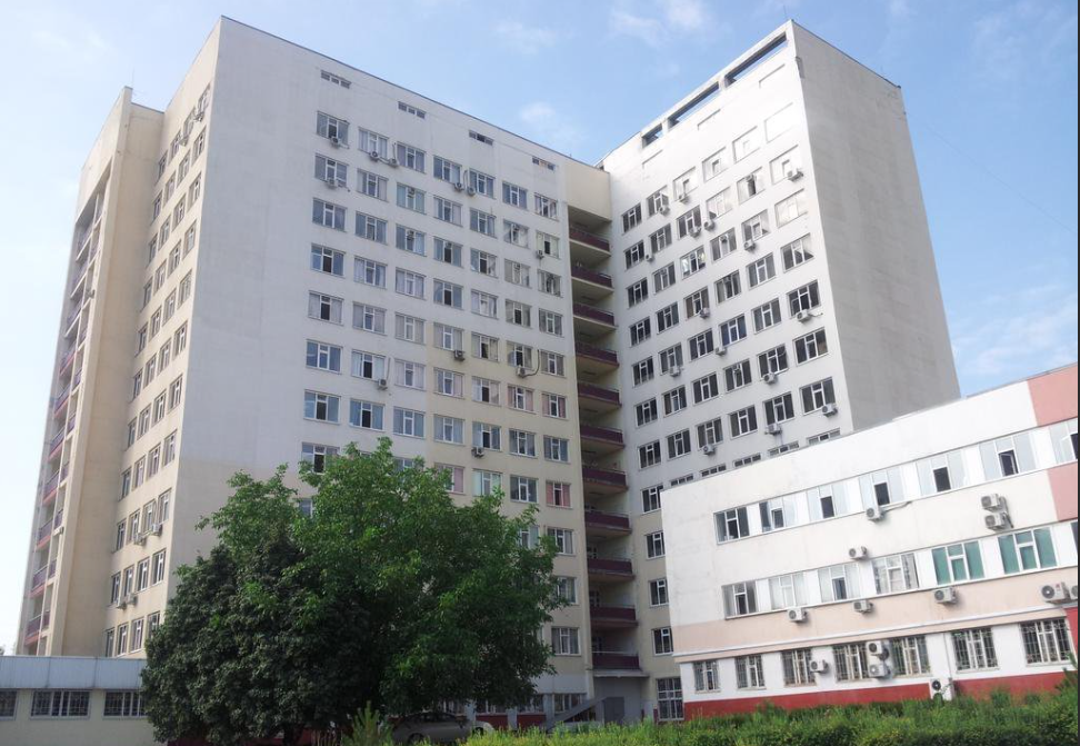 В Ростове врачи спасли жизнь 61-летней пациентке с гигантской аневризмой