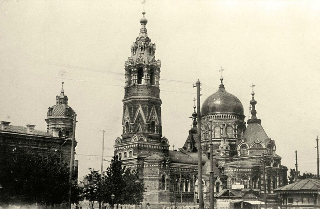 New_Pokrovsky_church._Rostov-on-Don.jpg