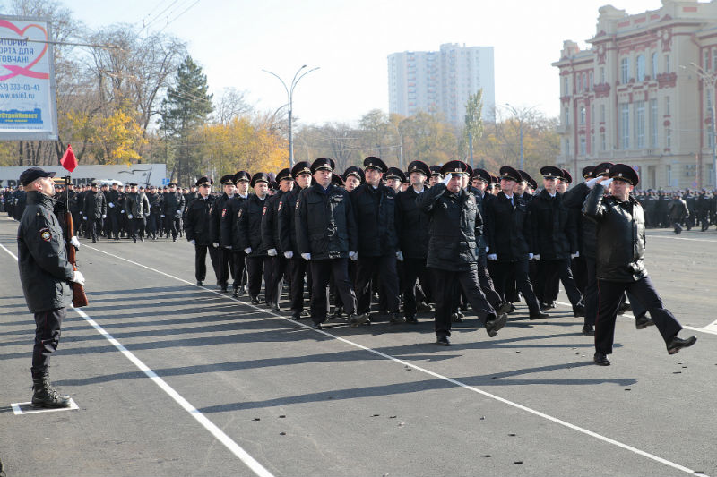 парад мвд строй.jpg