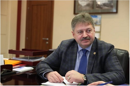 Емец.jpg