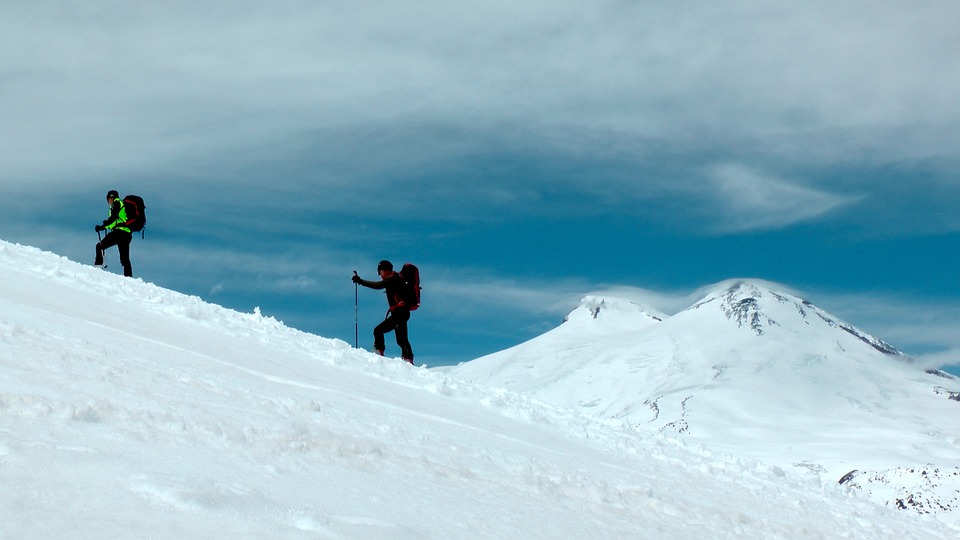 elbrus-836783_960_720.jpg