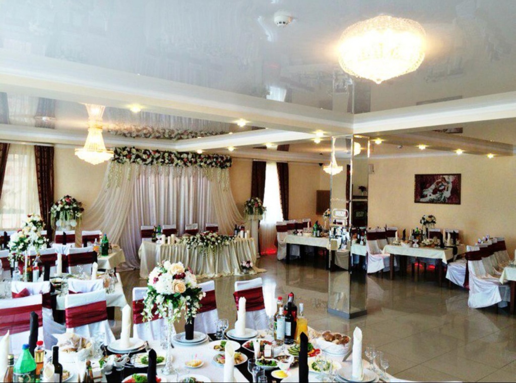 a1a9eed9-debe-43fb-a9a4-22cc8008fa2e.jpg