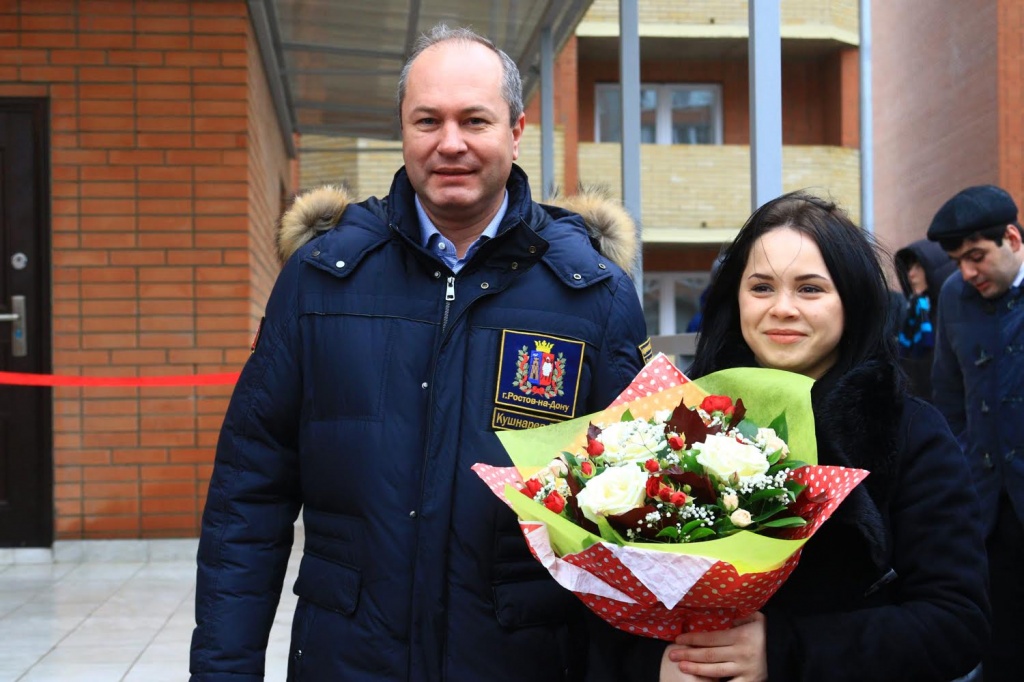 В. Кушнарев на вручении.jpg В. Кушнарев на вручении.jpg