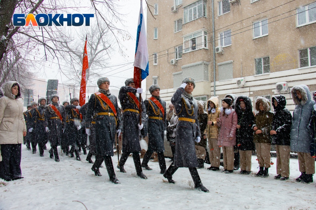 Для столетнего ростовского ветерана провели персональный парад. Фото: Александр Прохорцев / «Блокнот Ростов»