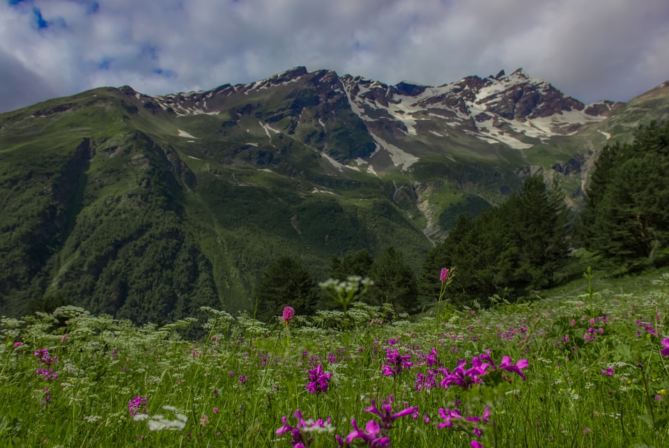 elbrus-region-854218_960_720.jpg